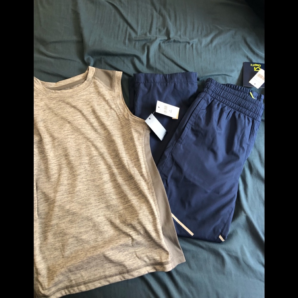 Gap Fit Windbreaker pants and shirt